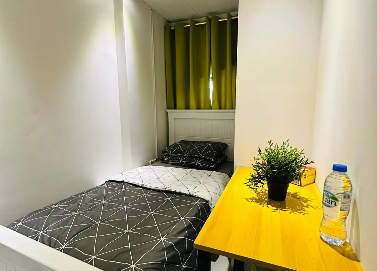 Homestay Dsv Property Abu Dhabi United Arab Emirates